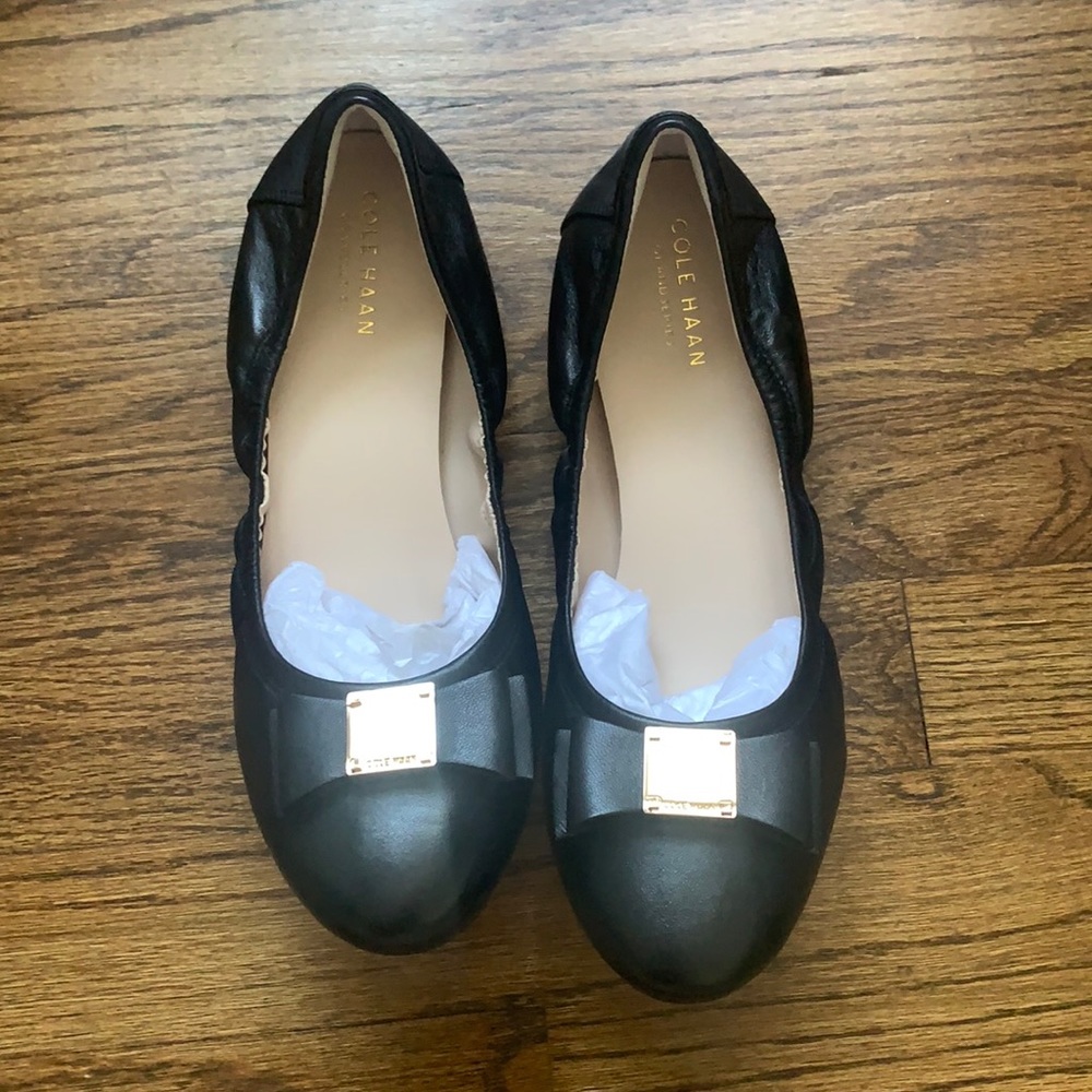 Cole Haan flats size 9 NWOB